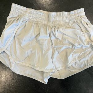 Lululemon 4 inch tracker short